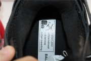 1 x	Balenciag Track Black With LED