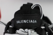 1 x	Balenciag Track Black and White with LED
