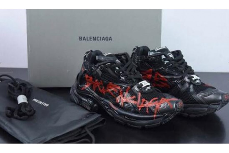 Balenciaga Runner
