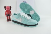 Nike SB Dunk Low Concepts  Lobster