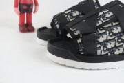 Dior Slide