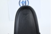 LOUIS VUITTON slides