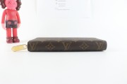 Louis Vuitton  Purse