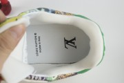 LV Trainer in Vintage Comics