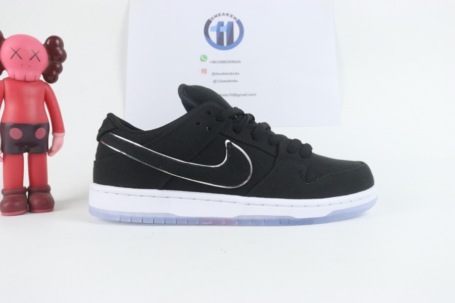 Nike SB Dunk Low Black 
