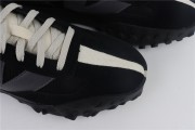 New Balance Black