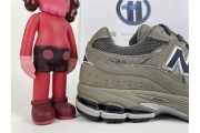New Balance M2002 Grey