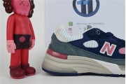 New Balance 992 Blue Teal Rose