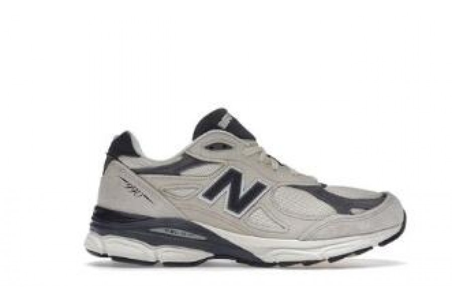 Ted Santis New Balance 990v3 moonbeam