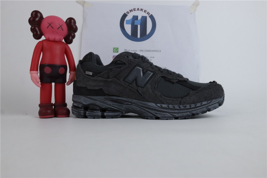 New Balance 2002R Protection Pack Phantom