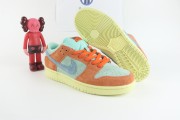Nike SB Dunk Low 'Orange and Emerald Rise'