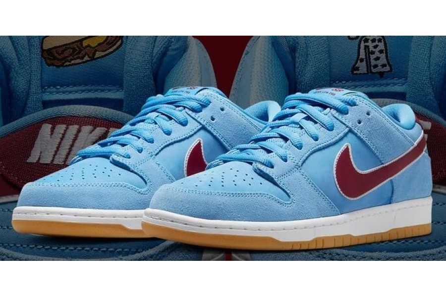Nike SB Dunk Low “Phillies”