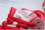 Nike SB Dunk Low StrangeLove Skateboards