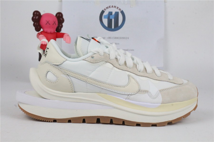 Sacai x Nike Vaporwaffle Sail