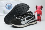 Nike Vaporwaffle sacai Black White
