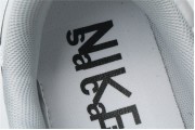 Nike Vaporwaffle sacai Black White