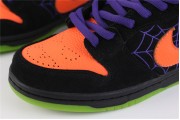 Nike SB Dunk Halloween