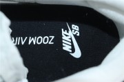 SB Dunk Low 'Chlorophyll