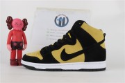 The NIKE SB DUNK HIGH PRO Maize   Black