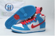 Nike SB Dunk High Doraemon