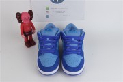 Nike SB Dunk Low Blue Raspberry