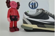 NIKE SACAI