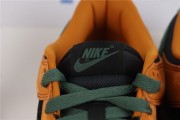 Dunk Low "Ceramic"