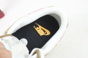 nike dunk low se d09457-100