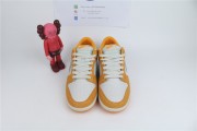 Nike Dunk Low "Kumquat"