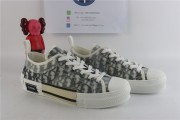 B23 low-top sneaker