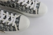 B23 low-top sneaker