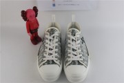 B23 low-top sneaker