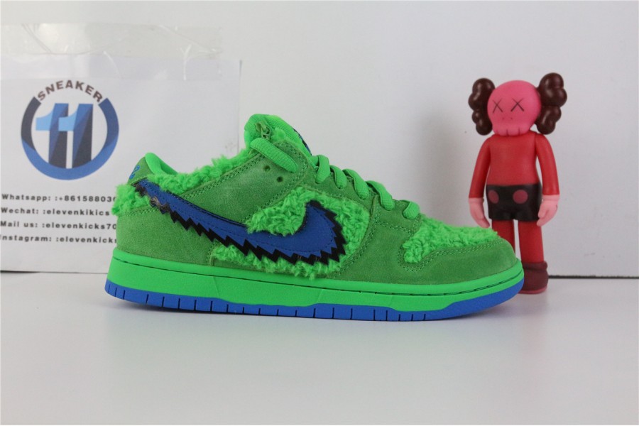 Nike SB Dunk Low Grateful Dead Bears Green