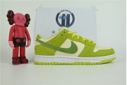 Nike SB Dunk Low "Green Apple