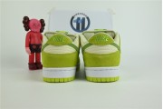 Nike SB Dunk Low "Green Apple