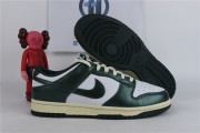 Nike Dunk Low Vintage Green