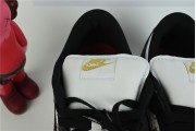 Nike SB Dunk Low Supreme Black