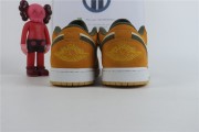 Jordan 1 Low SE Light Curry