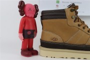 UGG Chukka Boot