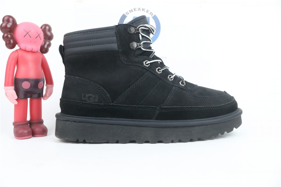 UGG black