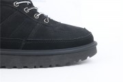 UGG black