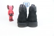 UGG black