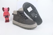 UGG Grey
